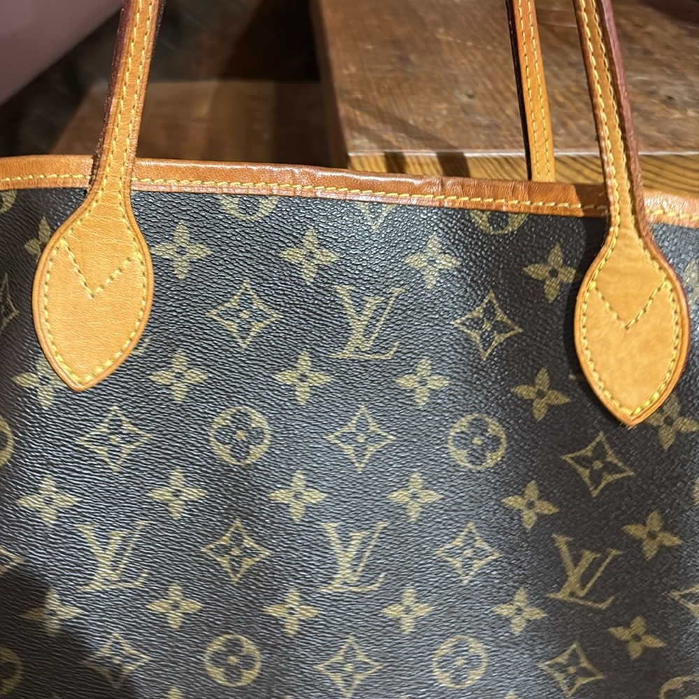 Louis Vuitton Neverfull Gm - Picture 7 of 12